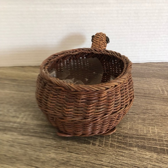 Vtg Brown Woven Turtle Planter - Picture 4 of 10